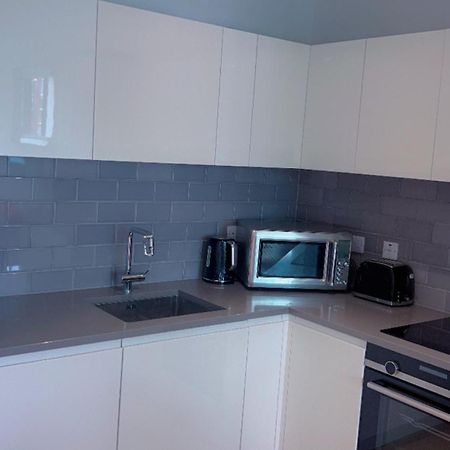 Ds Rentals - Entire 1 Bedroom Apartment London Kültér fotó