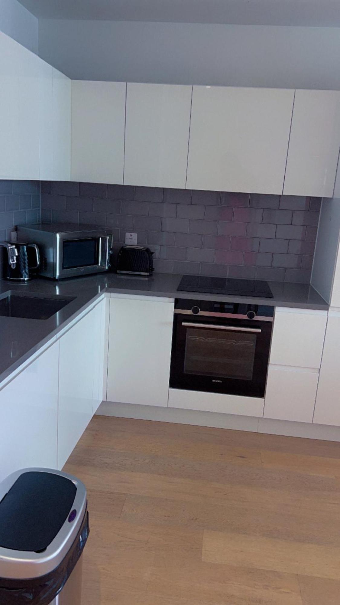 Ds Rentals - Entire 1 Bedroom Apartment London Kültér fotó